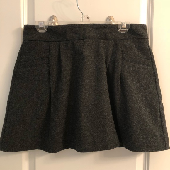 Old Navy Dresses & Skirts - Gray wool skirt
